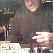 Wo er Hand anlegt, da funktioniert es! Marcus kann nicht es nicht nur als Handwerker, sondern auch als Schachspieler!